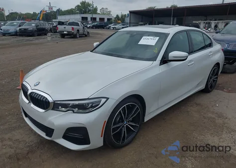 2020 BMW 330I xDrive z USA, uszkodzony, nr VIN 3MW5R7J04L8B30129